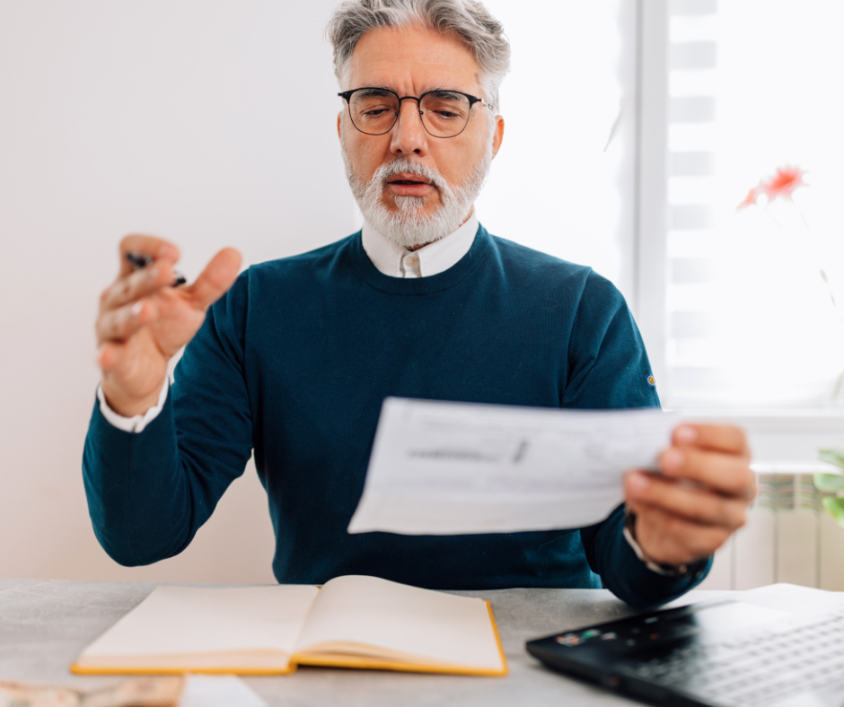 advantages and disadvantages of outsourcing